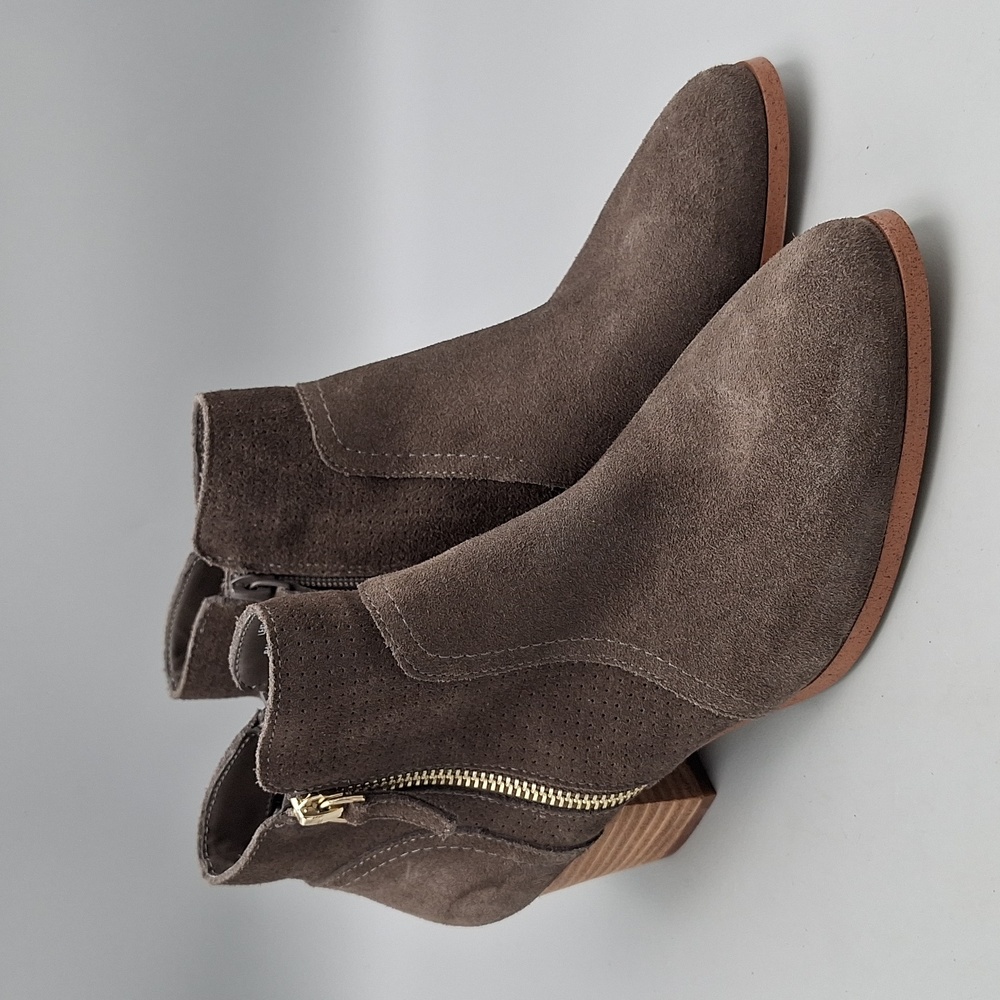 Violet & Red Carley Sz 7 Women's Zip up Bootie Heels - Picture 3 of 12